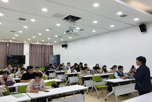 立足課堂 做實(shí)教研 徐州市經(jīng)開區(qū)秋學(xué)期初中地理教師研訓(xùn)活動在教師發(fā)展中心舉行